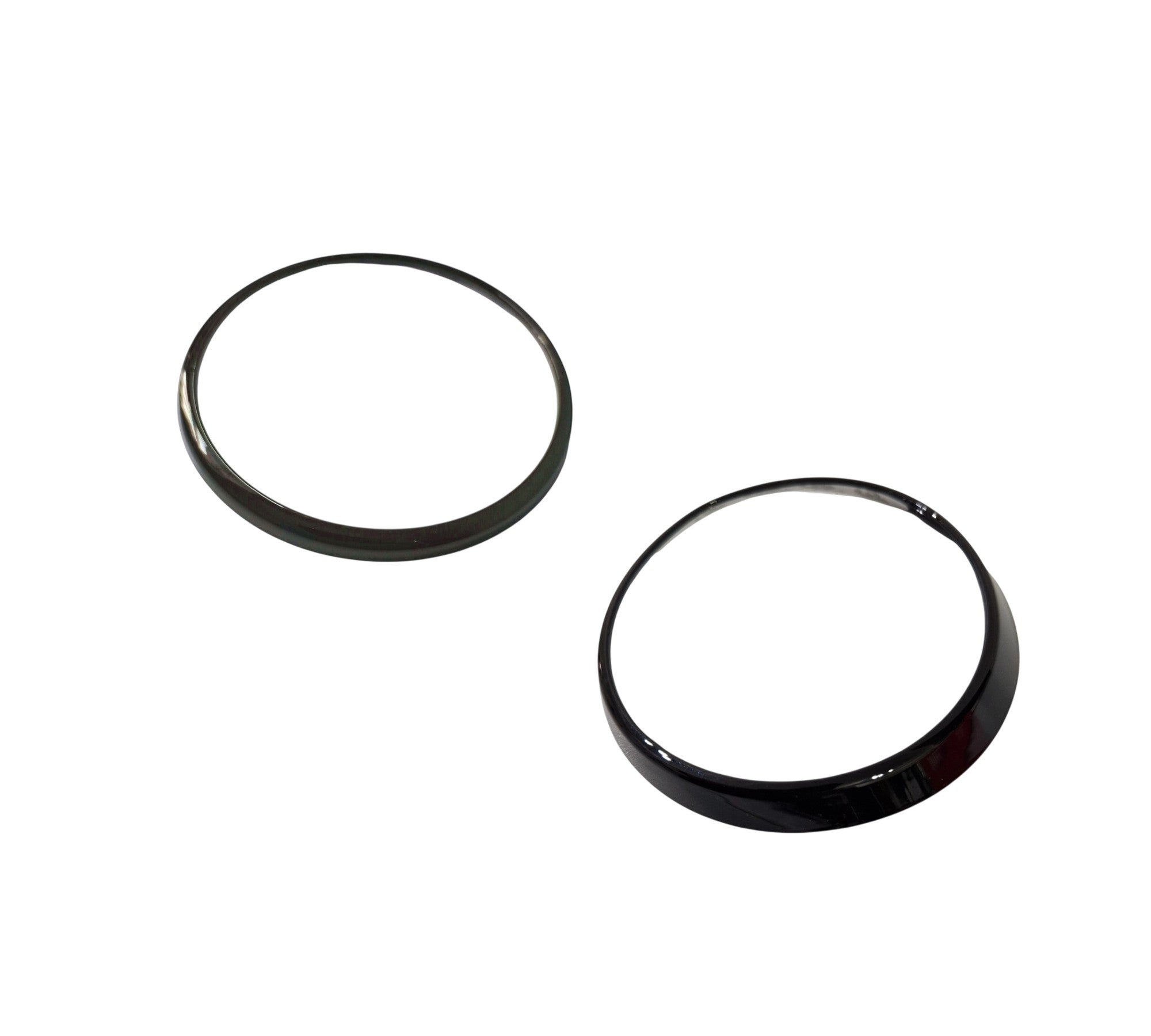 BMW 4 Series G22/G23/G26, Pair of Gloss Black Badge Surrounds - De-chrome 2021-25 M440i