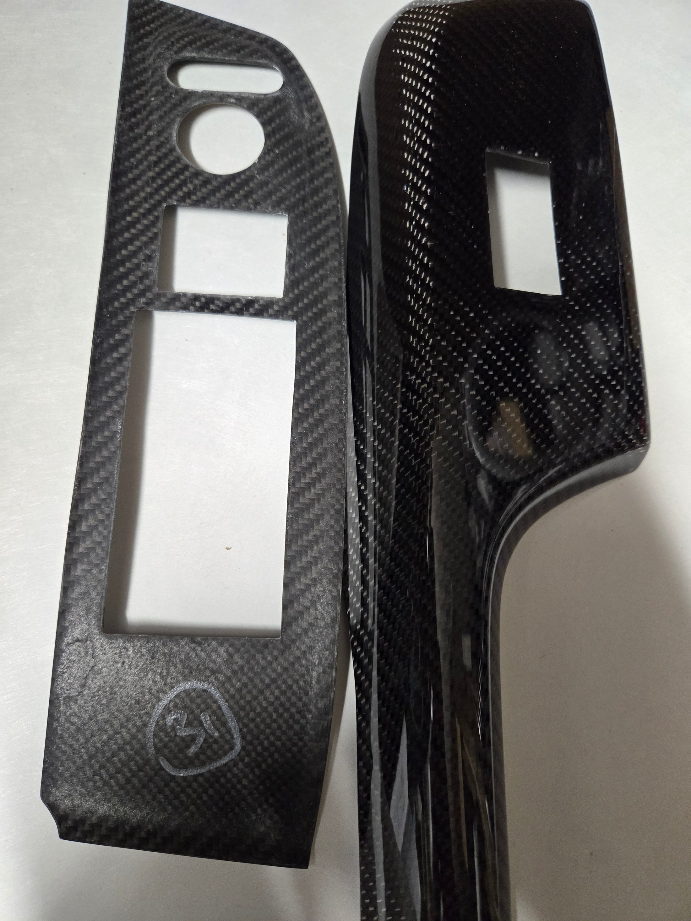 FK2 Front Door Switch Covers - Carbon Fibre - Civic MK9 CLEARANCE LHD