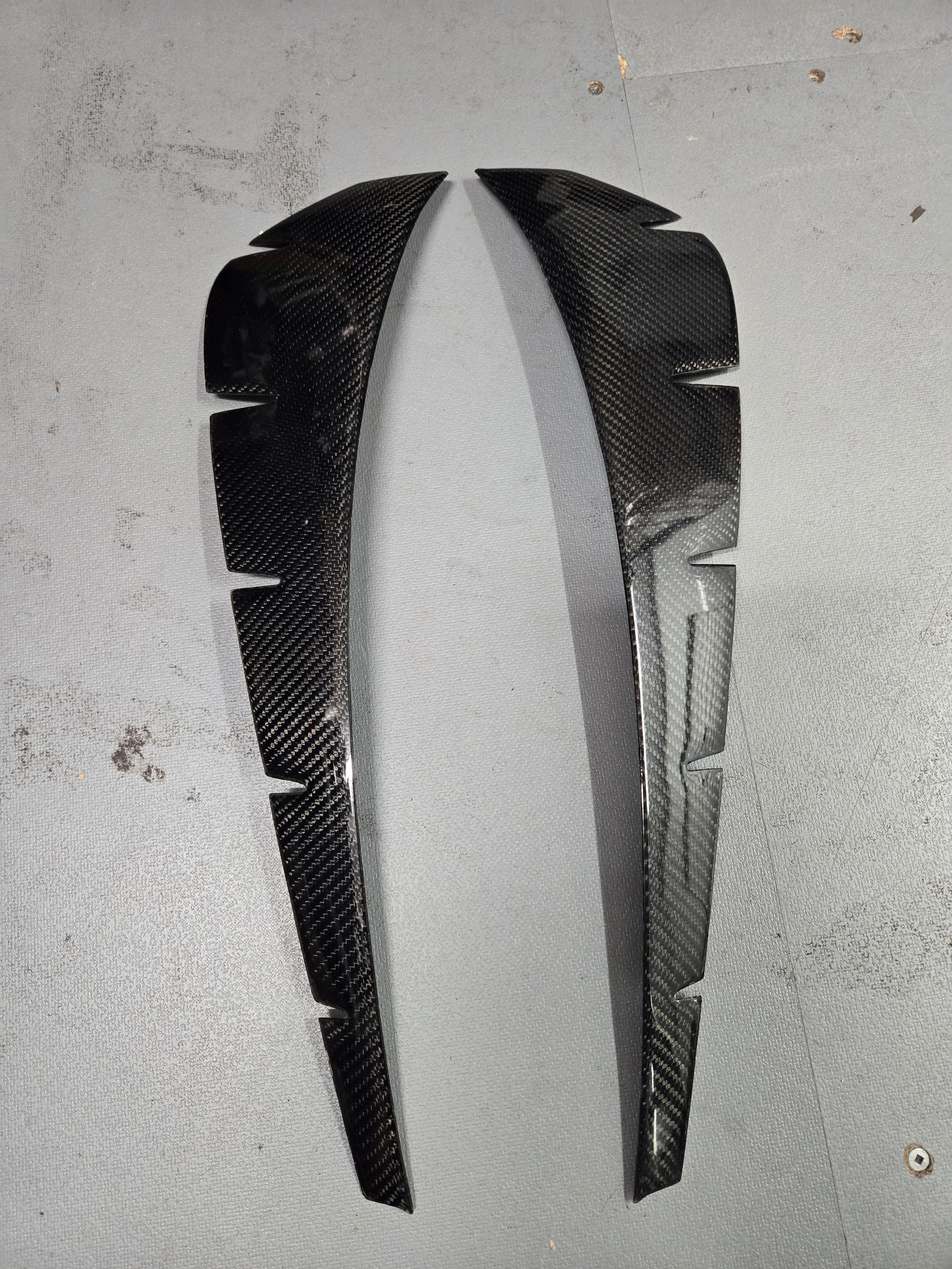 Civic FK8 Wing Outlets - Carbon Fibre CLEARANCE 2