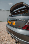 Load image into Gallery viewer, EP3 Plinth Cover - Carbon Fibre - Civic MK7 2002-06
