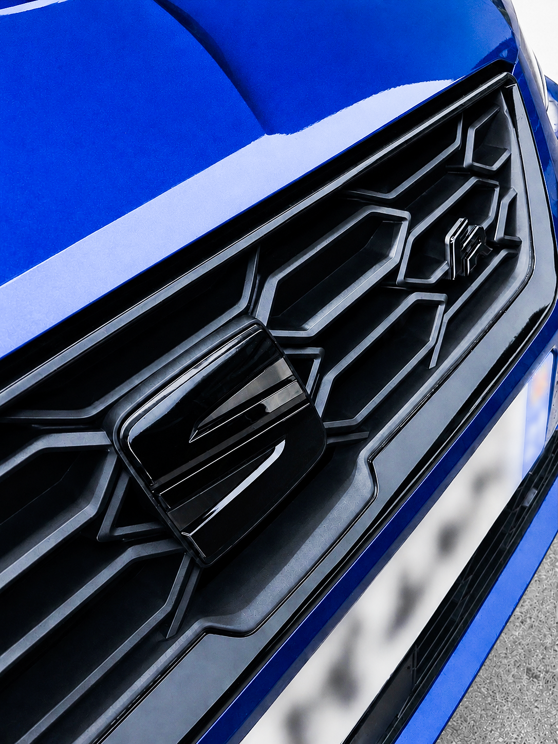 Seat Ibiza 2018-22 6F/KJ1 Front Gloss Black Grill Trim FR